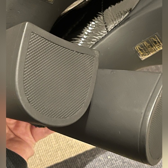 NWOB Women Free People Double Stack Platform Boot in Black Patent size 38.5 - Picture 7 of 11